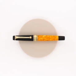 Aurora Optima Penna Stilografica O' Sole Mio 8 Aurora Optima Penna Stilografica O' Sole Mio -Stilo Stile Negozio aurora optima penna stilografica o sole mio 2