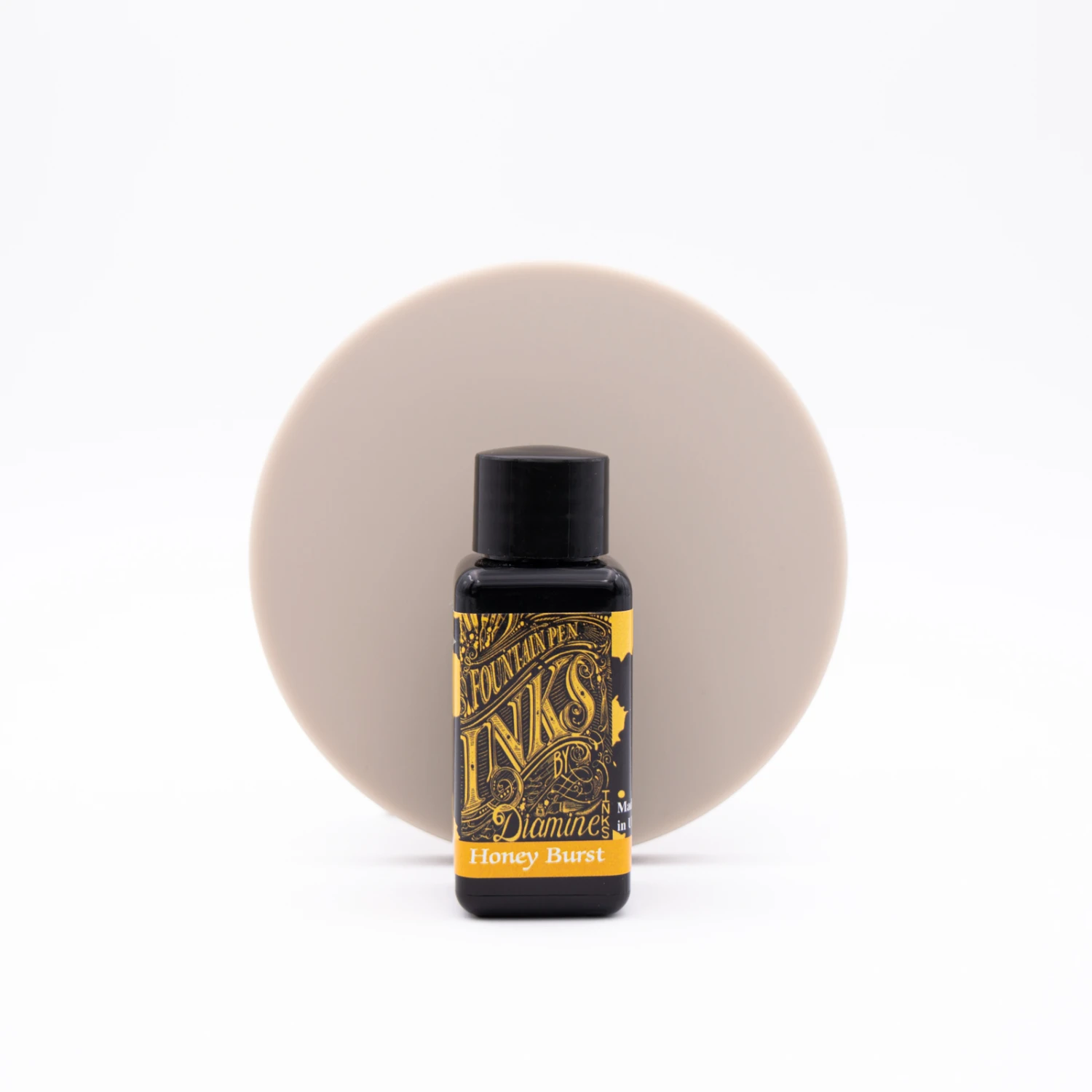 Diamine Guitar Honey Burst Inchiostro 30 Ml 2 Diamine Guitar Honey Burst Inchiostro 30 Ml - immagine 2