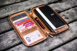 Galen Leather Cover Hobonichi Weeks Mega Con Zip Crazy Horse Brown -Stilo Stile Negozio galen leather cover hobonichi weeks mega con zip crazy horse brown 2