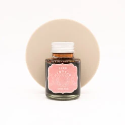 Guitar Taisho Roman Opera Rose Inchiostro 40 Ml -Stilo Stile Negozio guitar taisho roman opera rose inchiostro 40 ml 2