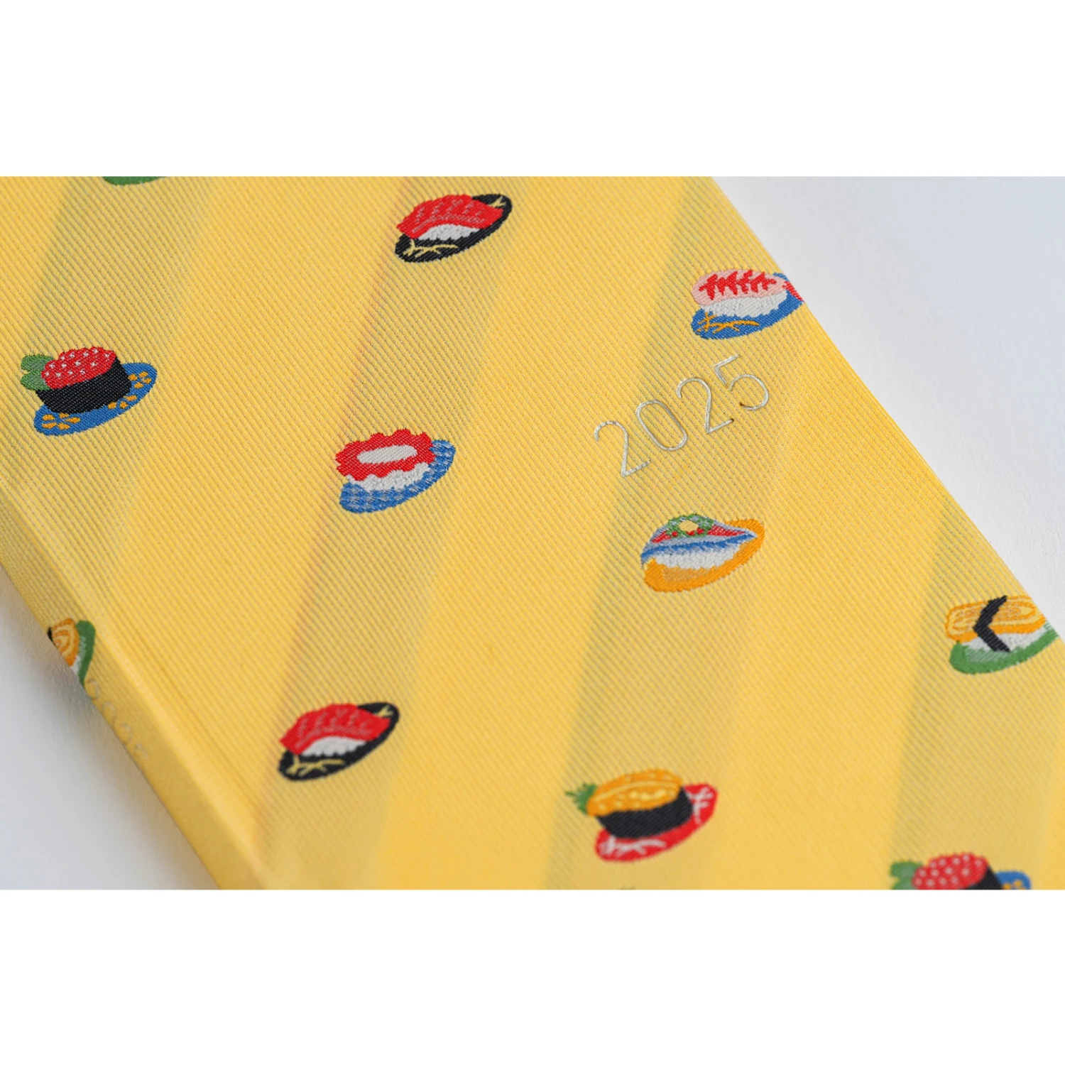 Hobonichi Techo Weeks Bow & Tie: Sushi Agenda 2025 Settimanale Spring 5 Hobonichi Techo Weeks Bow & Tie: Sushi Agenda 2025 Settimanale Spring - immagine 5