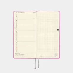 Hobonichi Techo Weeks Colors: Sweet Purple Agenda 2025 Settimanale Spring 19 Hobonichi Techo Weeks Colors: Sweet Purple Agenda 2025 Settimanale Spring -Stilo Stile Negozio hobonichi techo weeks colors sweet purple agenda 2025 settimanale 5