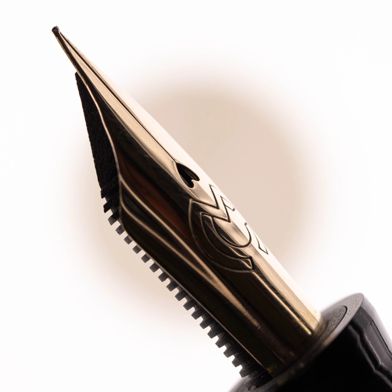 Magna Carta Mag 600 Penna Stilografica Twilight 3 Magna Carta Mag 600 Penna Stilografica Twilight - immagine 3