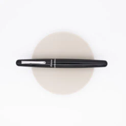 Montegrappa Elmo 01 Penna Stilografica Nera 7 Montegrappa Elmo 01 Penna Stilografica Nera -Stilo Stile Negozio montegrappa elmo 01 penna stilografica nera 2