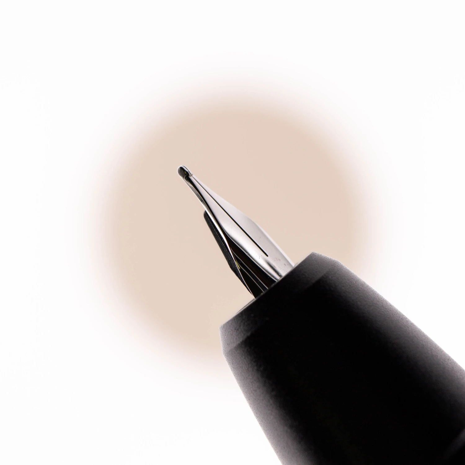 Nahvalur Eclipse Penna Stilografica Black Silver 3 Nahvalur Eclipse Penna Stilografica Black Silver - immagine 3