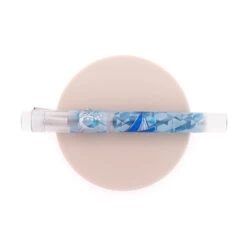 Opus 88 Demonstrator Penna Stilografica Blue Whale 10 Opus 88 Demonstrator Penna Stilografica Blue Whale -Stilo Stile Negozio opus 88 demonstrator penna stilografica blue whale 3