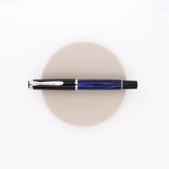 Pelikan Classic M205 Penna Stilografica Blue Marbled -Stilo Stile Negozio pelikan classic m205 penna stilografica blue marbled 2