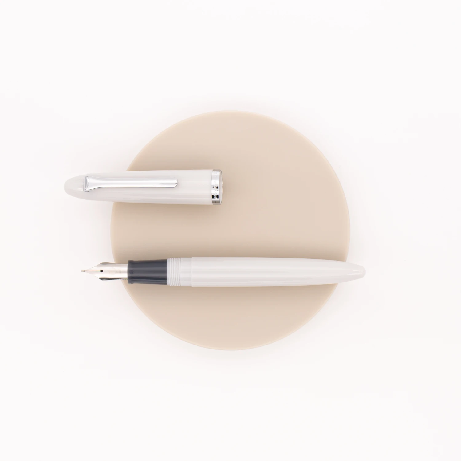 Sailor 1911 Profit Junior Penna Stilografica Grigio Chiaro 1 Sailor 1911 Profit Junior Penna Stilografica Grigio Chiaro