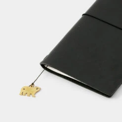 Traveler's Factory Brass Charm Little Bear Edizione Limitata -Stilo Stile Negozio traveler s factory brass charm little bear edizione limitata 6