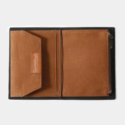 Traveler's Factory Cotton Zipper Case Passport Size Marrone 11 Traveler's Factory Cotton Zipper Case Passport Size Marrone -Stilo Stile Negozio traveler s factory cotton zipper case passport size marrone 3