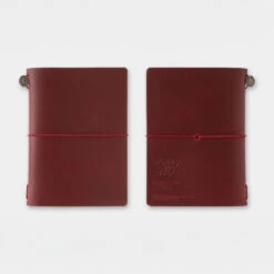 Traveler's Notebook Passport Size Love And Trip Red Edizione Limitata -Stilo Stile Negozio traveler s notebook passport size love and trip red edizione limitata 6