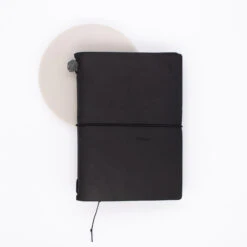 Traveler's Notebook Passport Size Nero