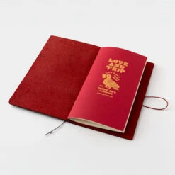 Traveler's Notebook Regular Size Love And Trip Red Edizione Limitata 12 Traveler's Notebook Regular Size Love And Trip Red Edizione Limitata -Stilo Stile Negozio traveler s notebook regular size love and trip red edizione limitata 2