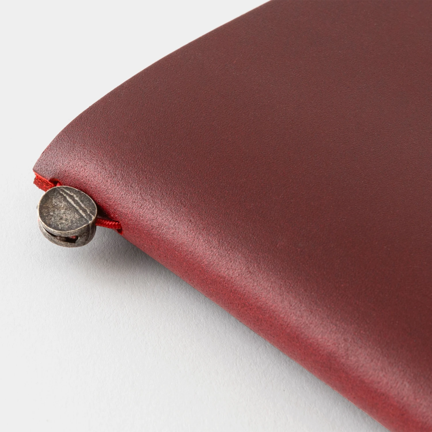 Traveler's Notebook Regular Size Love And Trip Red Edizione Limitata 4 Traveler's Notebook Regular Size Love And Trip Red Edizione Limitata - immagine 4